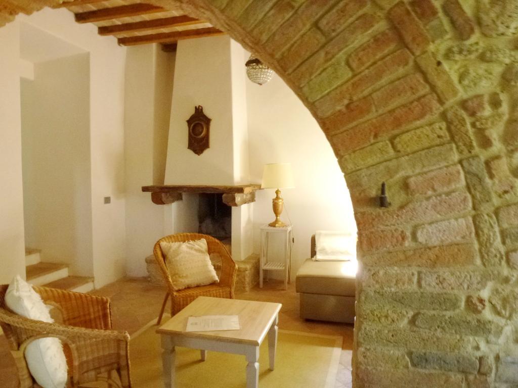 Hostal Casarciccia Todi Habitación foto