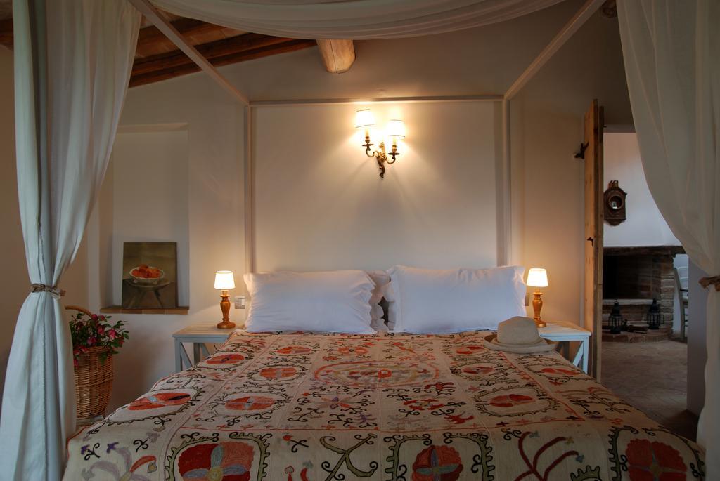 Hostal Casarciccia Todi Habitación foto