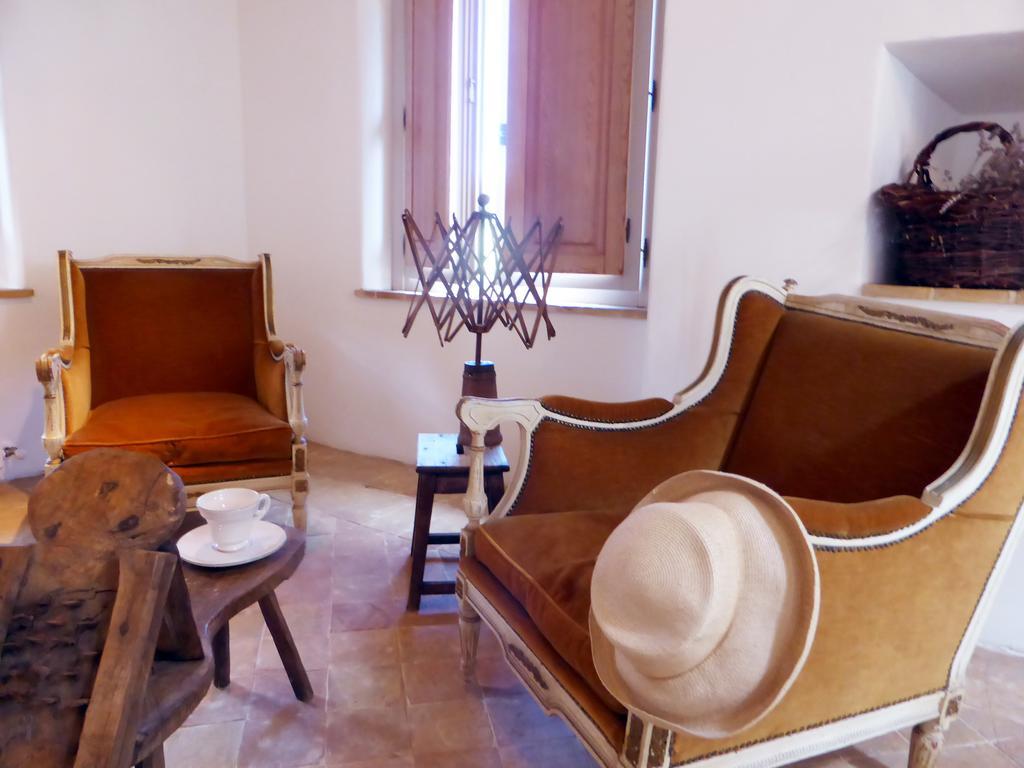 Hostal Casarciccia Todi Habitación foto